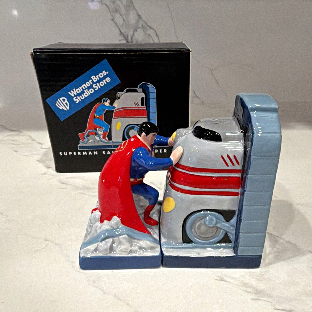 Warner Bros. Studio Store Superman Ceramic Salt & Pepper Shakers w/ Box