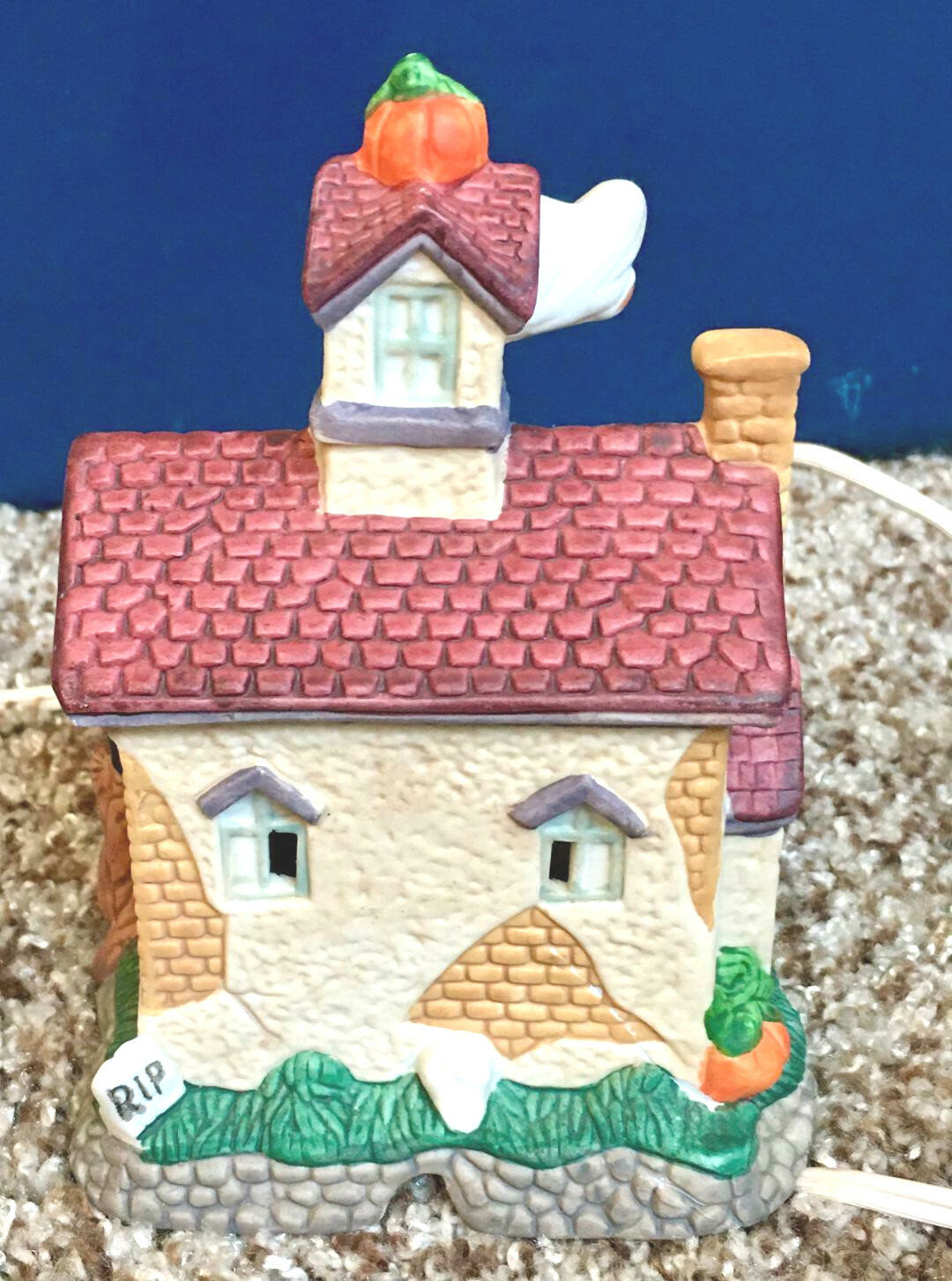 Fright School Halloween Lighted Haunted Building 6″h x 4 1/2″l x 3 1/4″w Ceramic