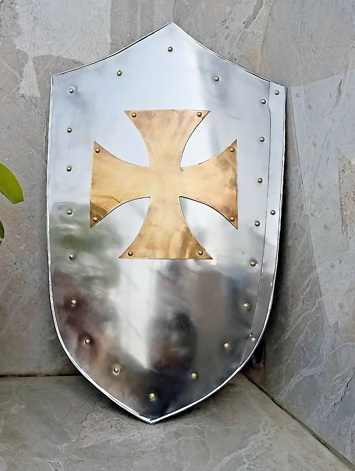 Handcrafted Crusader Style Medieval Knight Shield 28″ Steel With Golden Shield