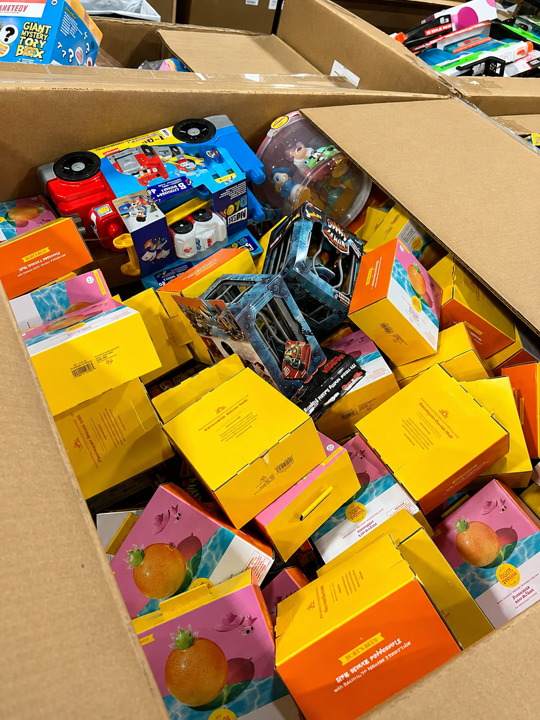 Elite Reseller Collection – Mixed Wholesale Merchandise Value Stock