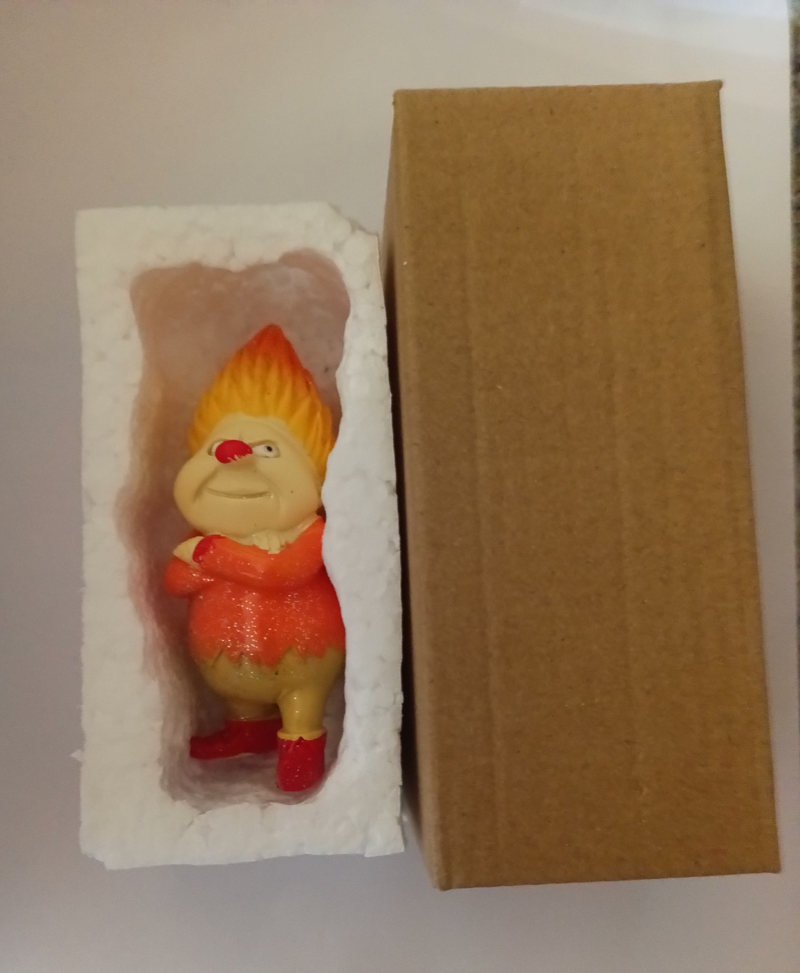 HOT MISER AND COLD MISER FIGURES-A YEAR WITHOUT A SANTA CLAUS-1974-SO CUTE!