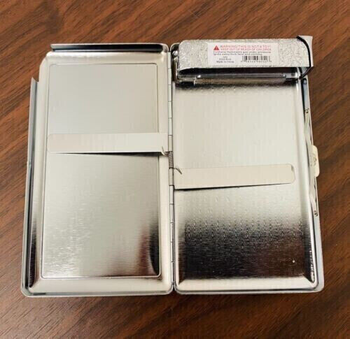 Global Map Em2 100’s Size Cigarette Case with Built in Lighter Metal Wallet