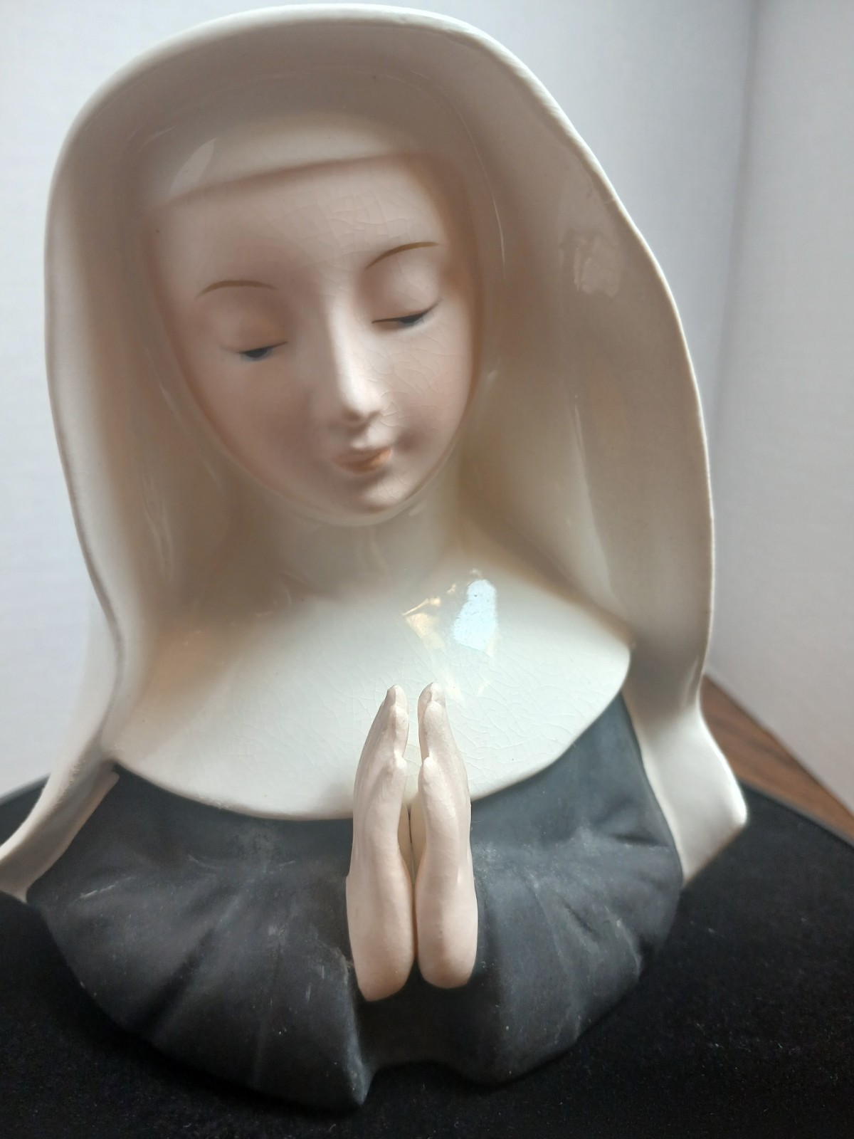 Vintage Praying nun planter headvase 5.5 inches tall/ 5inches wide black & white
