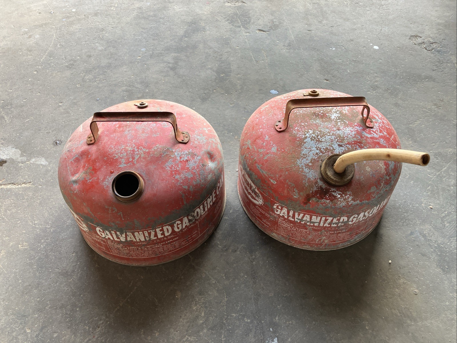 2-Eagle Model 2 1/2 Capacity 2 1/4 Gallons Galvanized Gasoline Fuel Cans-vintage