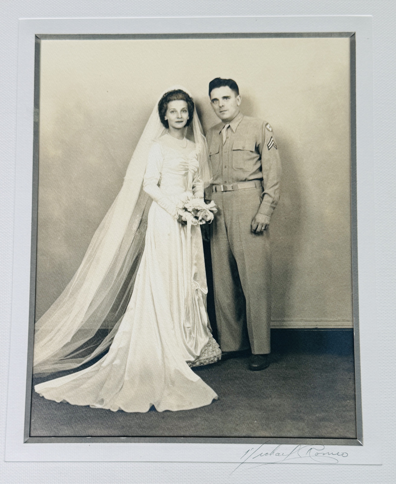 VTG WWII 1940s SIGNED WEDDING ALBUM PORTRAIT PHOTOS SYRACUSE NY Michael Romeo