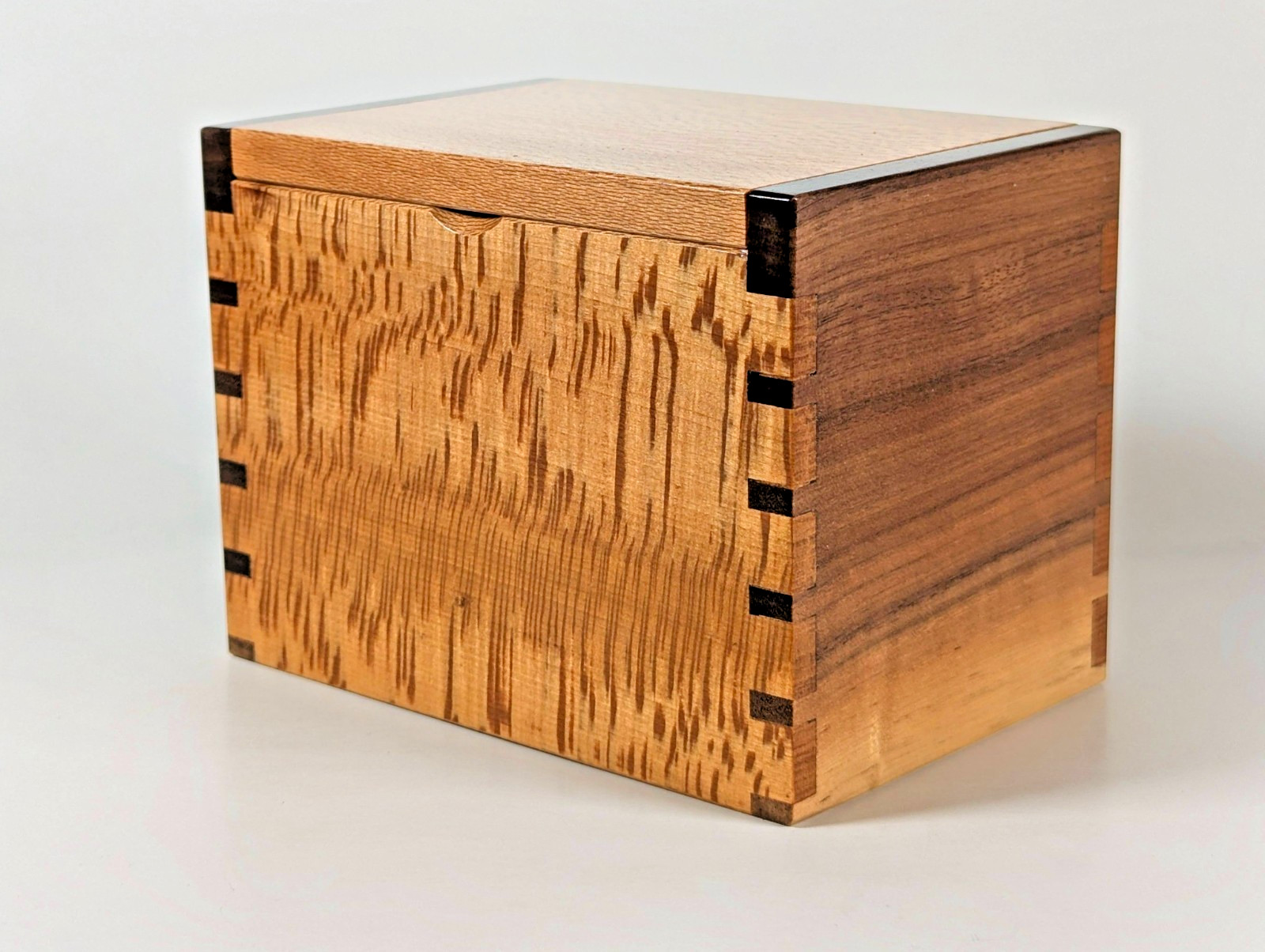 Keepsake Box Highly Figured Sycamore Walnut Wood Hinge 5.4 in x 3.6 in x 4.0 in