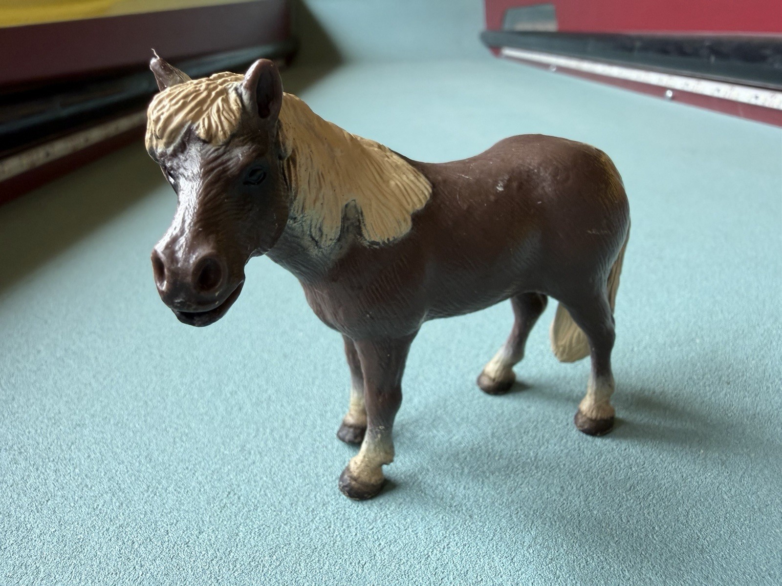 Schleich 2000 Icelandic Stallion Figure Dark Brown Horse Wild 13249 Retired Toy