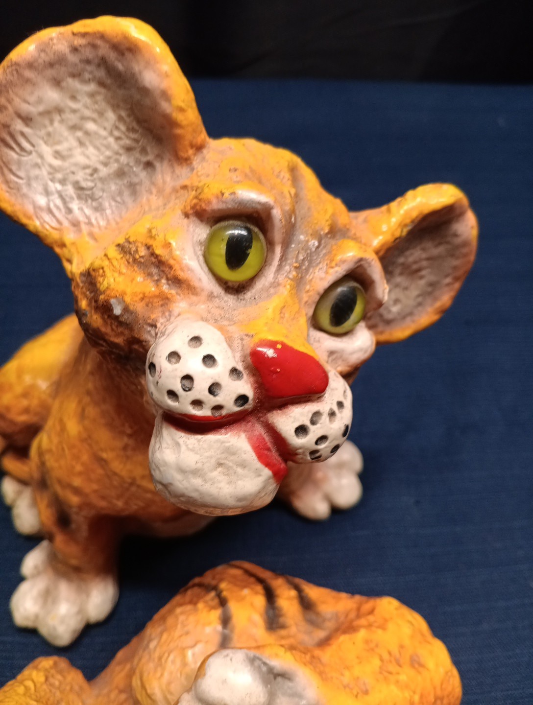 Vintage Universal Statuary Corp Chalkware Tiger 1974-088-089Collectible Decor