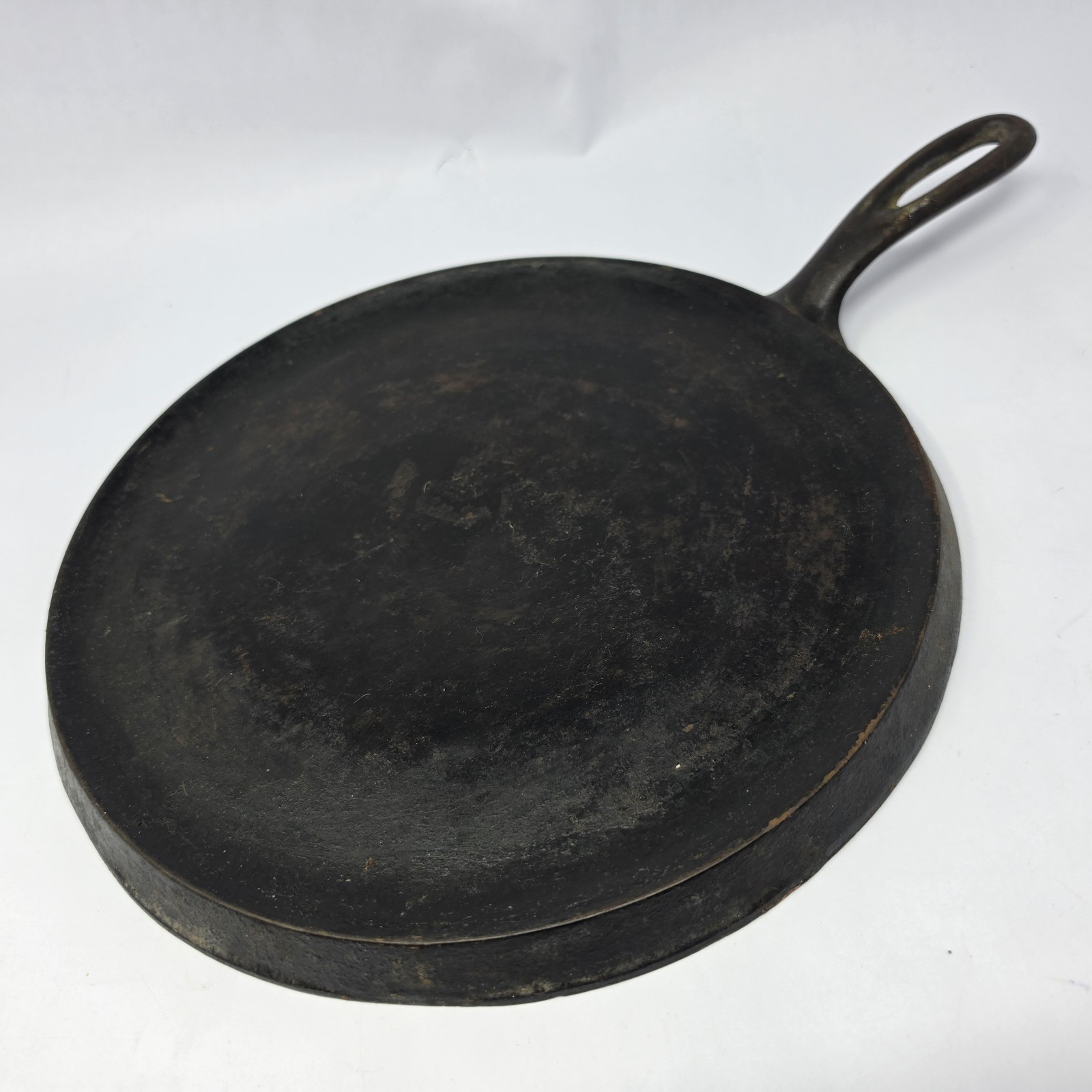 Vintage WAGNER WARE Sidney -0- 1109C Round Griddle Cast Iron Skillet 10″