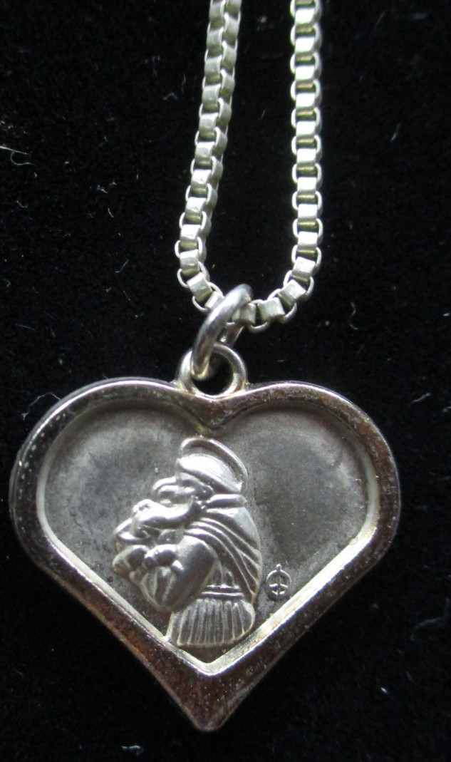 Heart Shaped Catholic Silvertone Medal- Saint Francis of Assisi. Gift box
