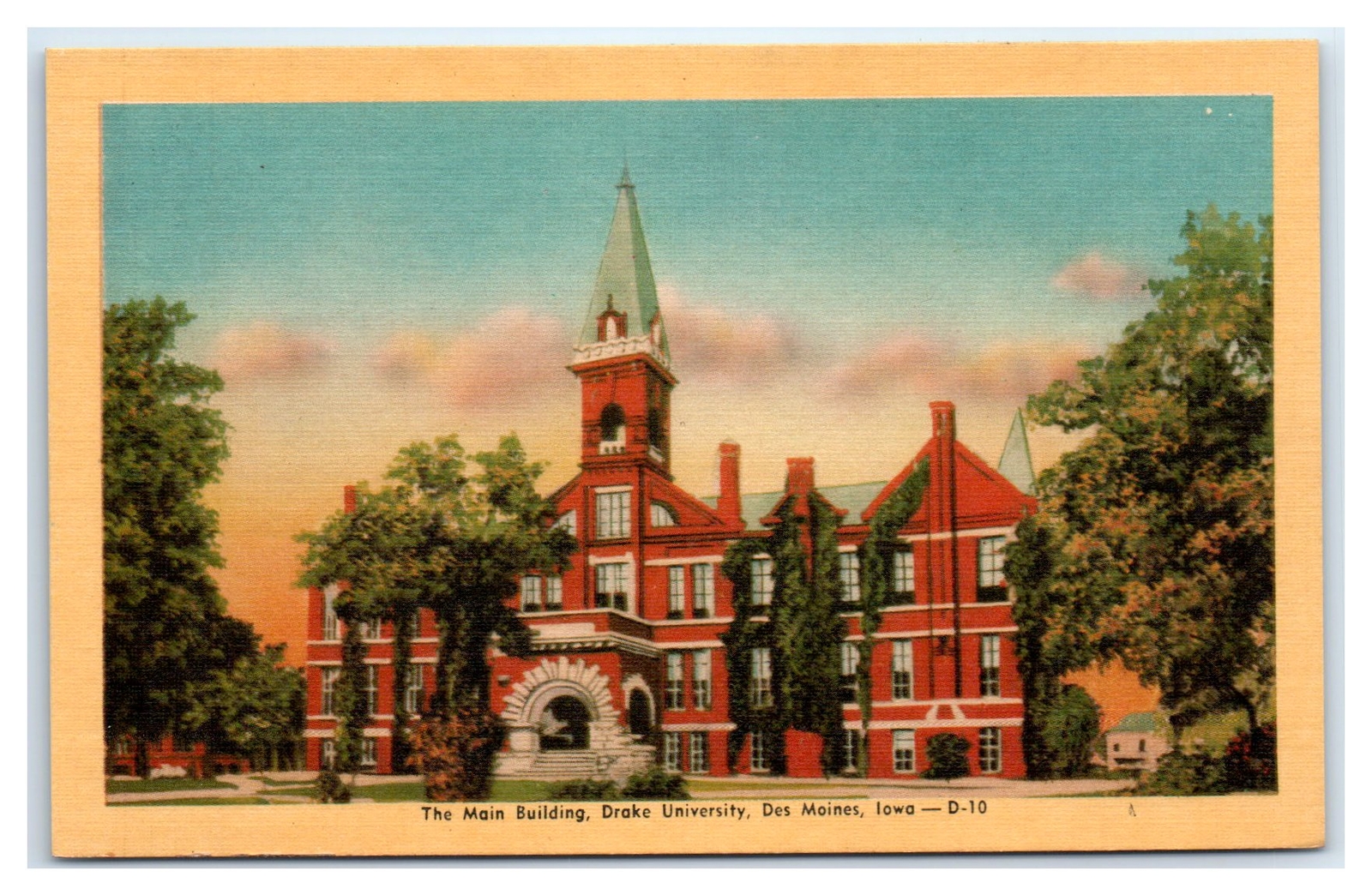 Des Moines, IA Postcard- THE MAIN BUILDING DRAKE UNIVERSITY