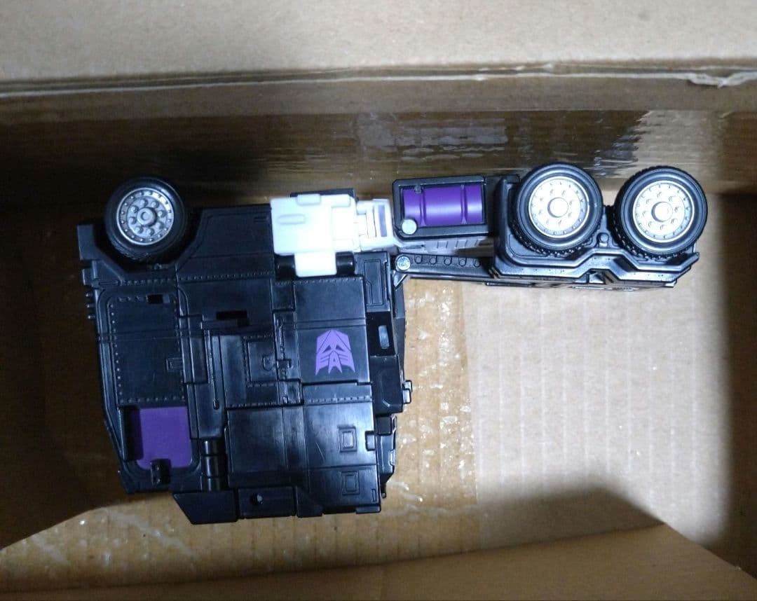 Transformers Legacy TL-13 Motormaster Takara Tomy