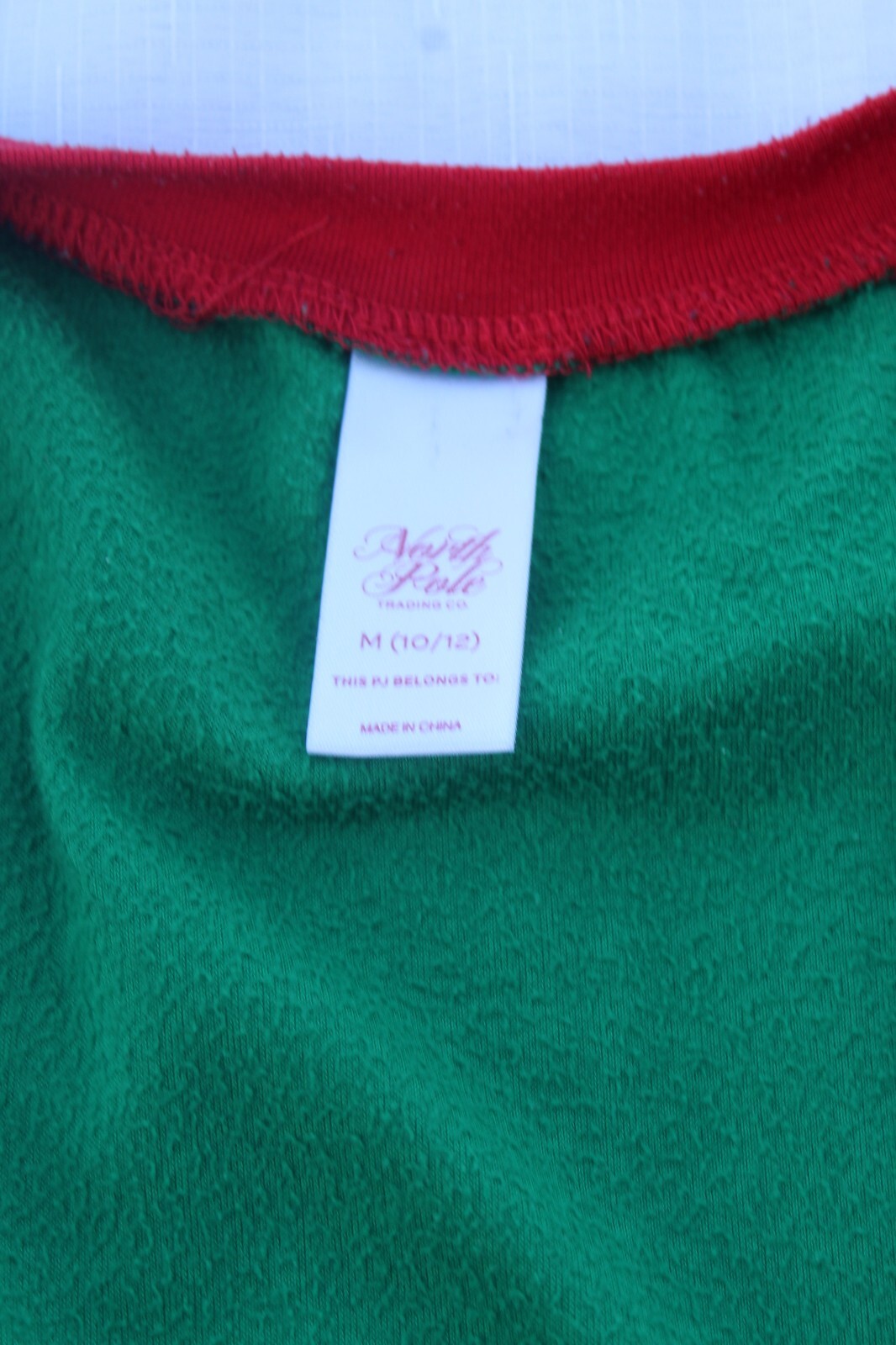 North Pole Trading Co Elf Pajama One Piece Santa’s Helper Unisex Kids M (10/12)