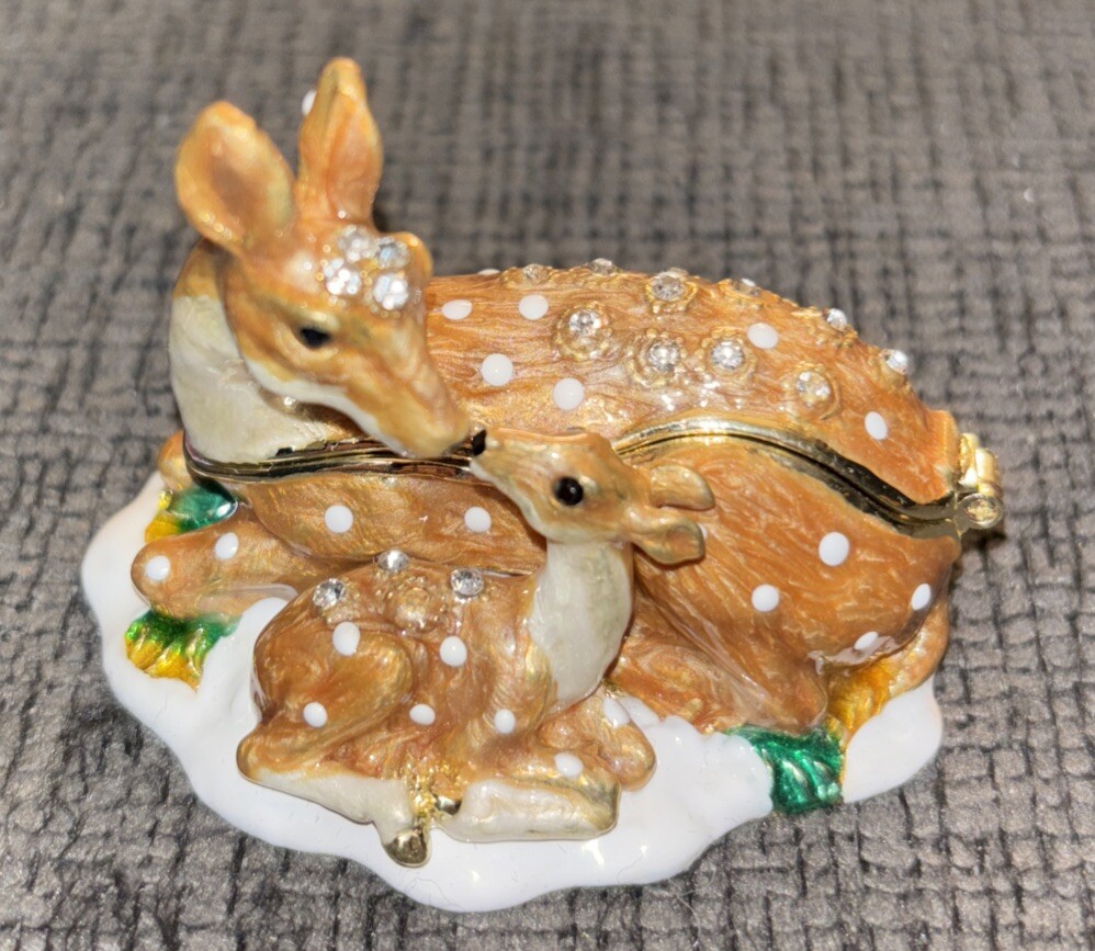 Doe And Fawn A Mother’s Love Trinket Boxed Hunter Ring Box