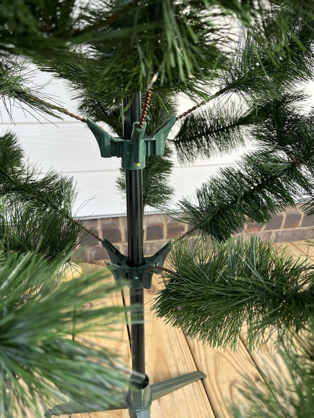 Vintage 1970s 6′ Scotch Pine Artificial Christmas American Tree Co Bottle Brush