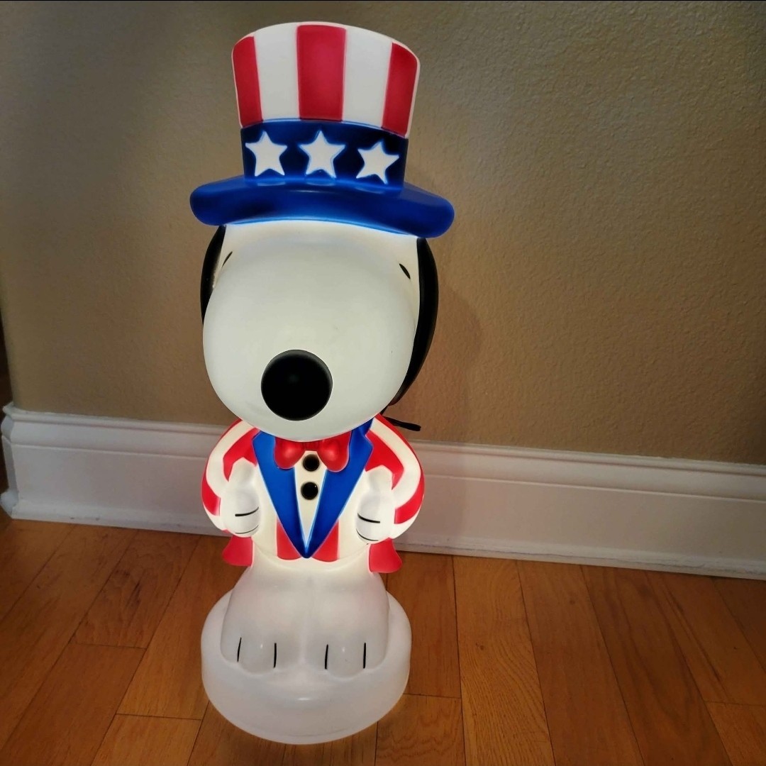 Cracker Barrel Patriotic July 4th Snoopy 23” Blow Mold Light Outdoor Decoration