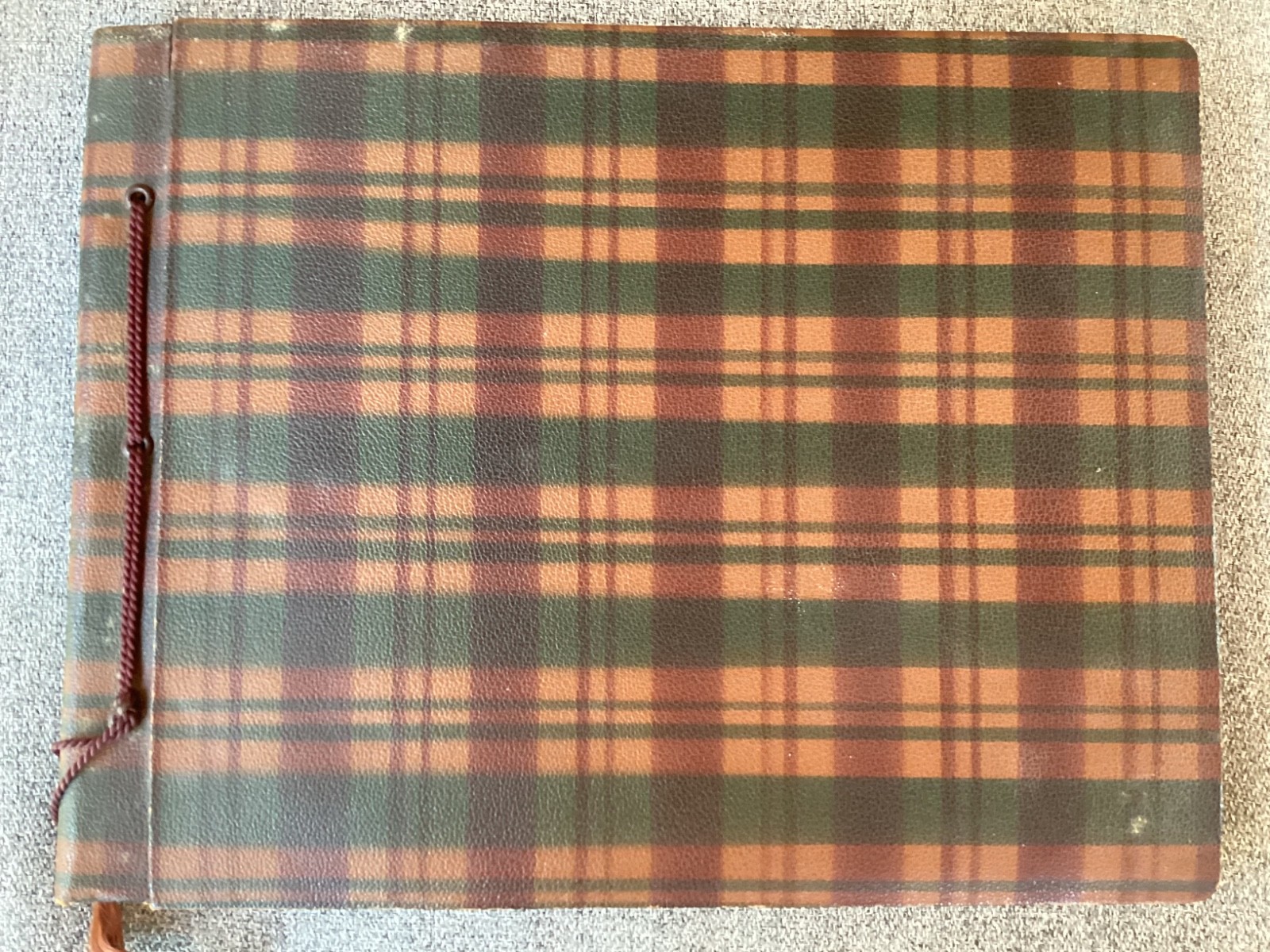 Album of 264 photos Belgian colony in Hong Kong / China… circa 1945/1950s