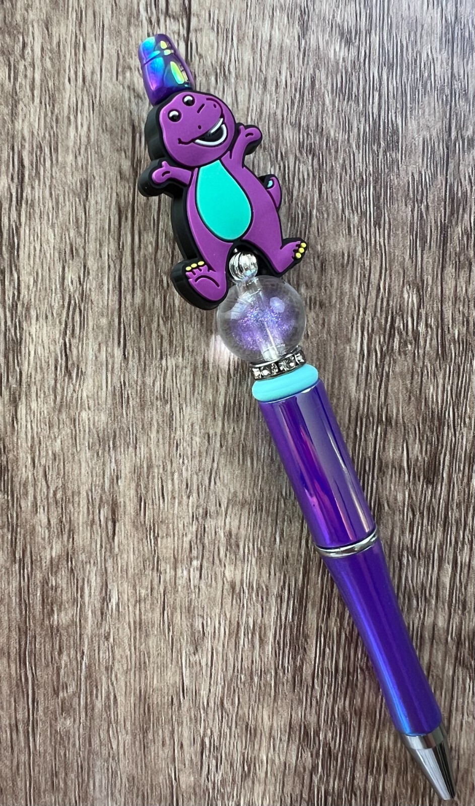 Custom beaded pen. Barnee! Silicone & acrylic Beads. Gifts. Journal. Teen.