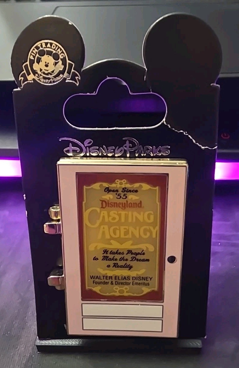 DLR Walt Disney Main Street Casting Agency Door ’55 Cast Exclusive Pin 91748