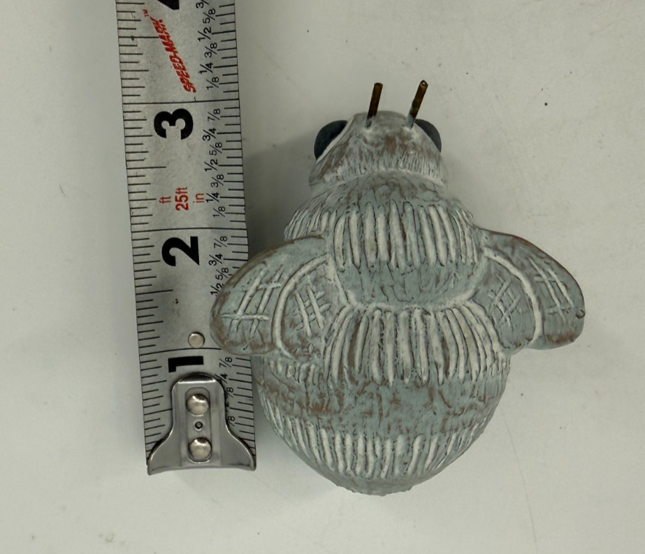 Isabel Bloom Bee Figurine 2000 Concrete Garden Statue Signed Small