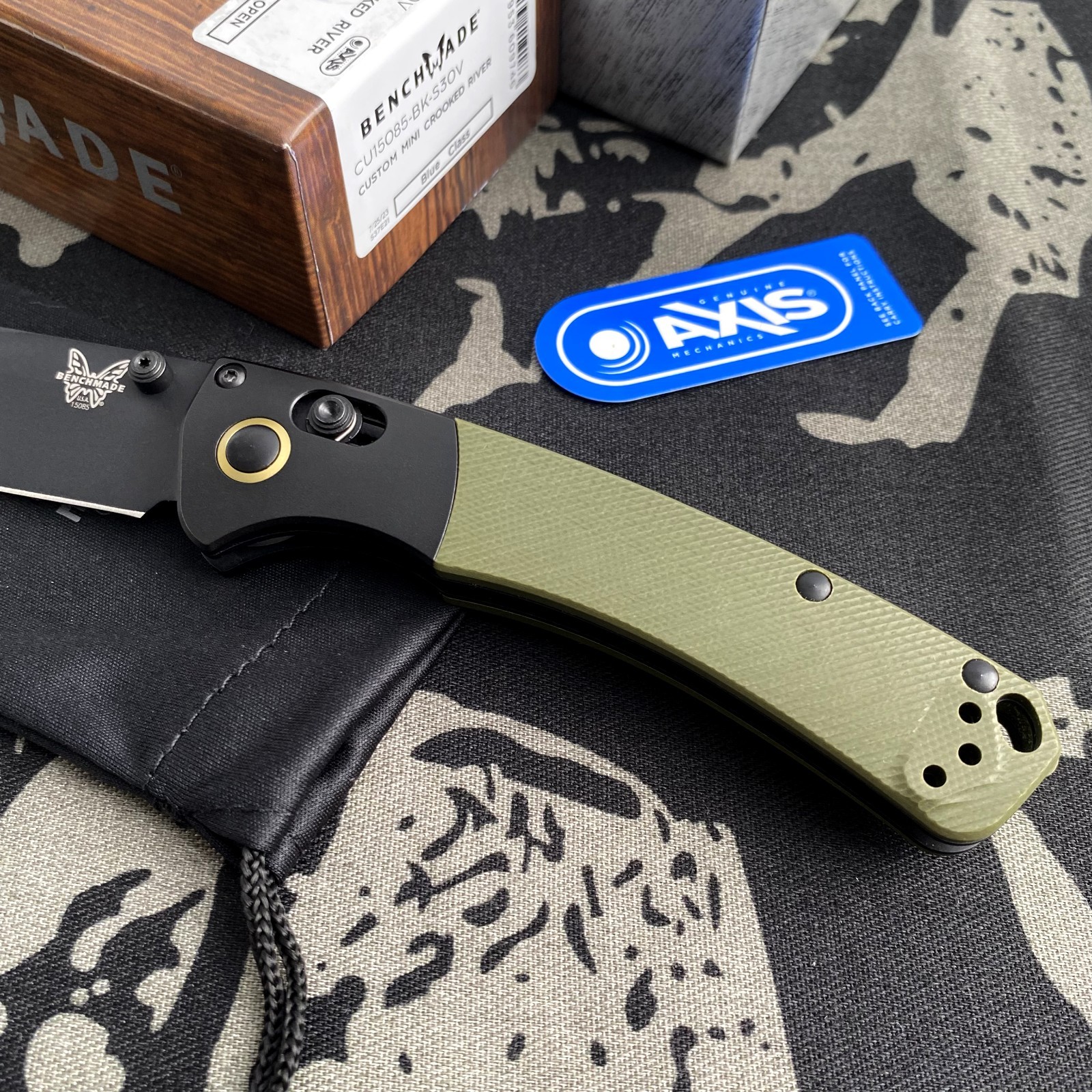 Benchmade 15085 Custom Mini Crooked River Green CPM-S30V Folding Knife
