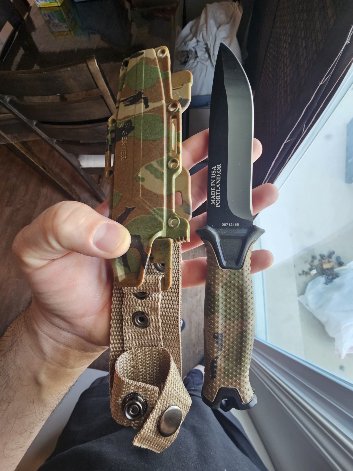 Gerber StrongeArm Fixed Blade Knife Steel new in box