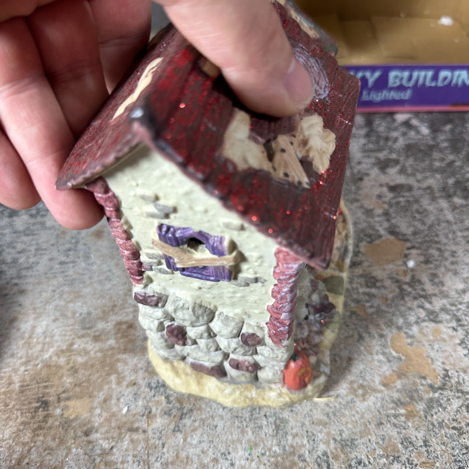 SPOOKYSIDE ESTATES HAUNTED LABORATORY GLITTER HALLOWEEN VILLAGE HOUSE