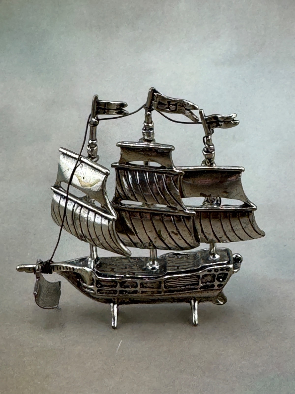 17th Century Ship 800 Fine 80% Silver Miniature 32 grams 2.5″ L 1″ W 2.65″ H