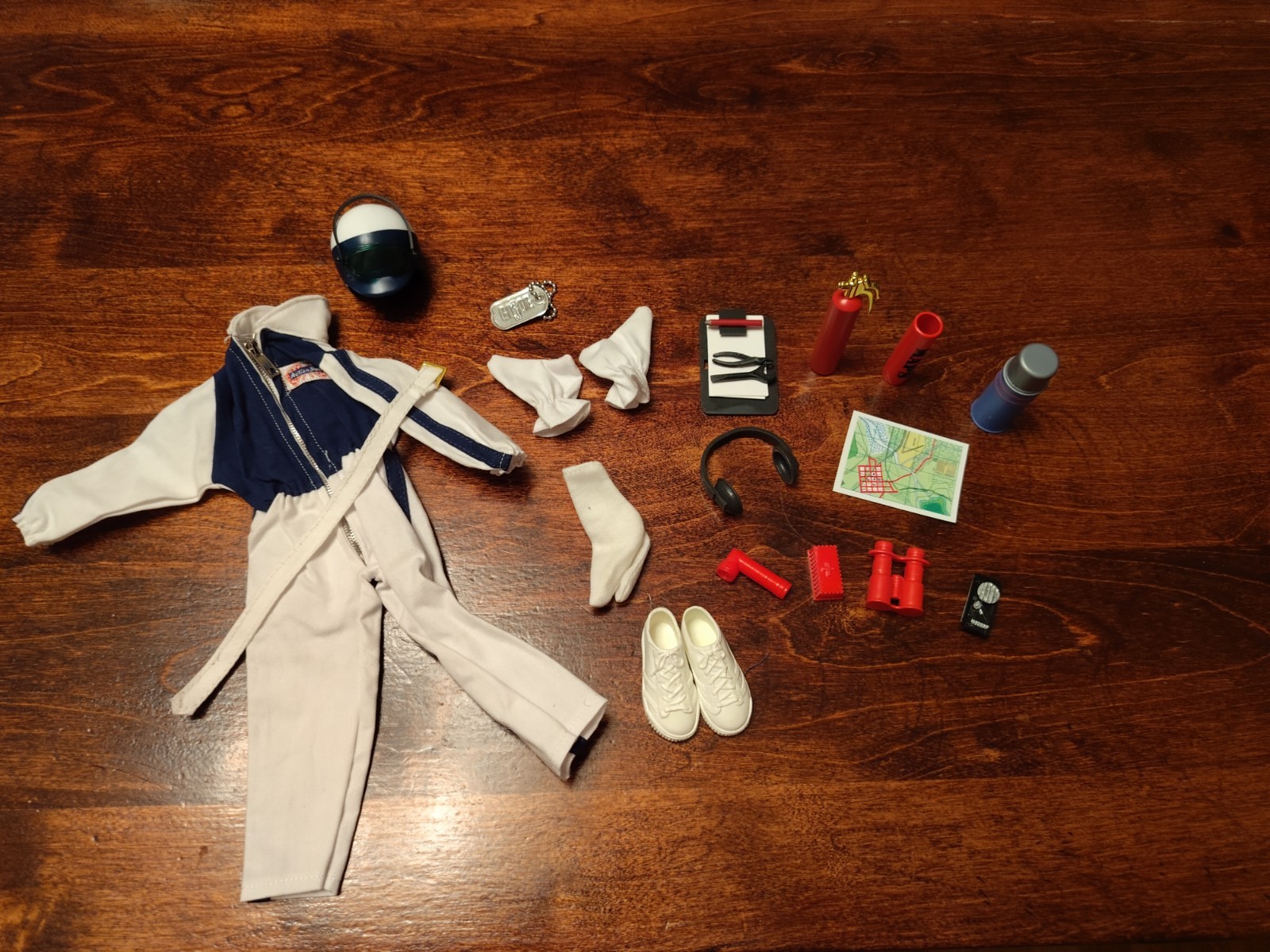 3SB GI JOE Race Car Driver accessory set brand new Parts