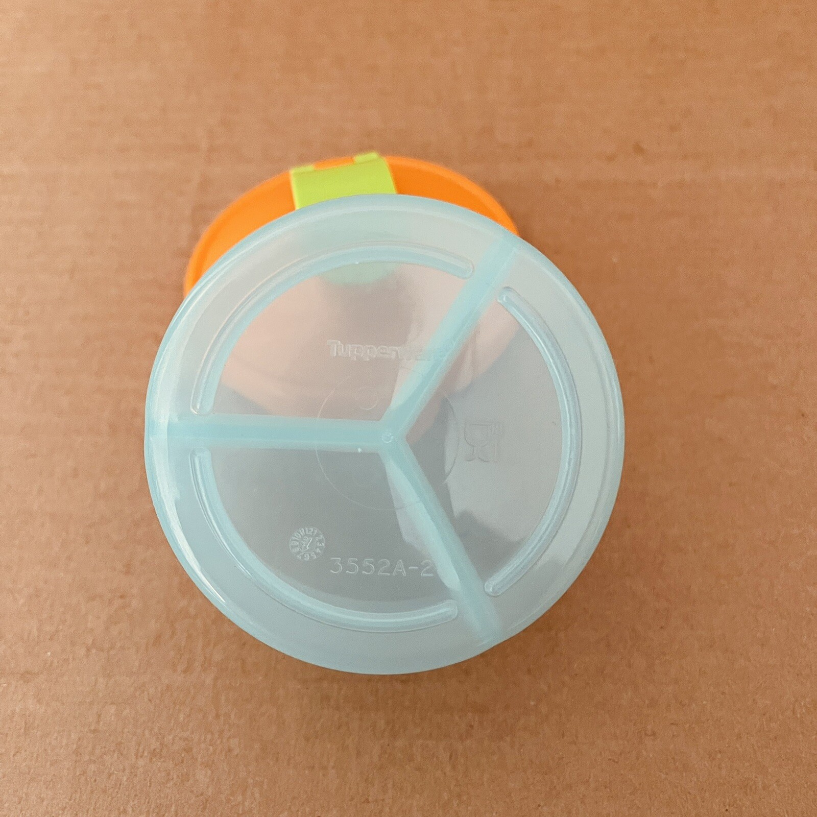 Tupperware Divided Baby Formula Feeder Container Orange Seal 3552 Powdered Milk