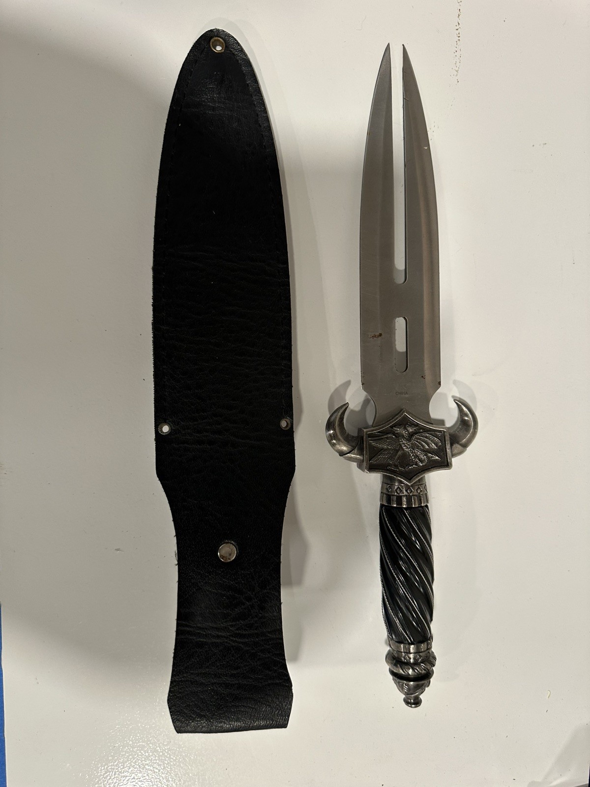 Vintage Split Blade Dragon Claw Dagger With Sheath Athame 12.5in Spiral Handle