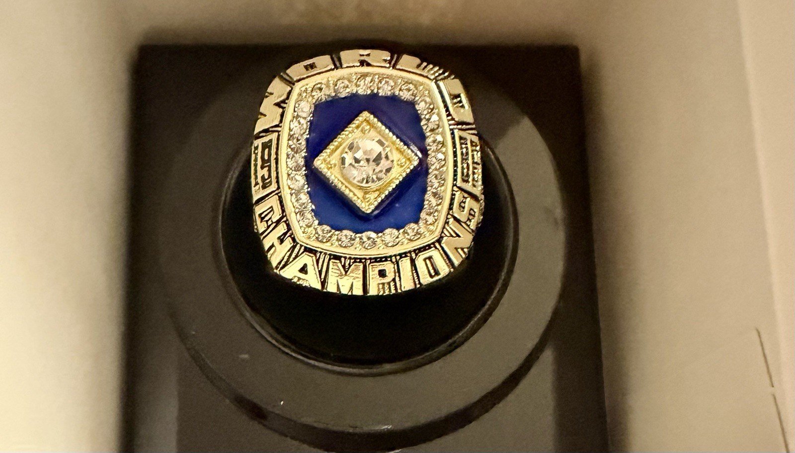NY METS 1986 WORLD SERIES CHAMPIONSHIP REPLICA RING SGA 3/28/2026