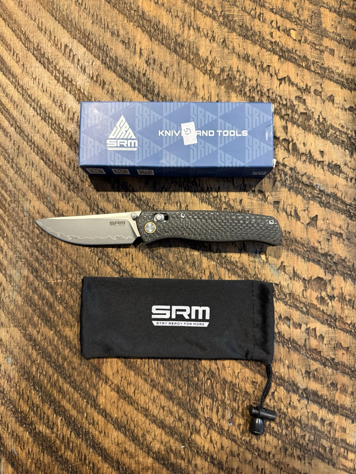 SRM 255L-CB2 Carbon Fiber Folding Knife with Ambi Lock and 140CR Blade Steel