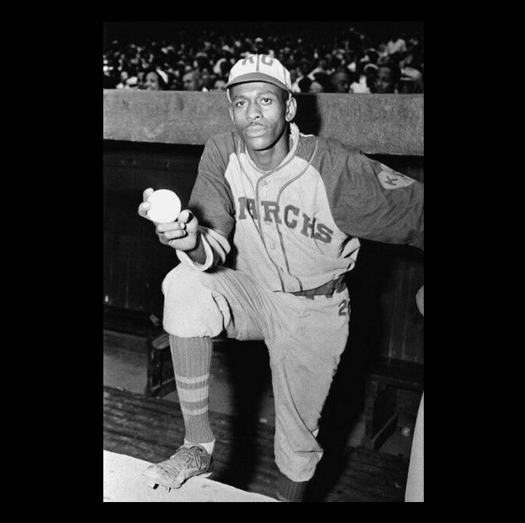 Satchel Paige PHOTO Kansas City Monarchs Team Star Negro League Baseball