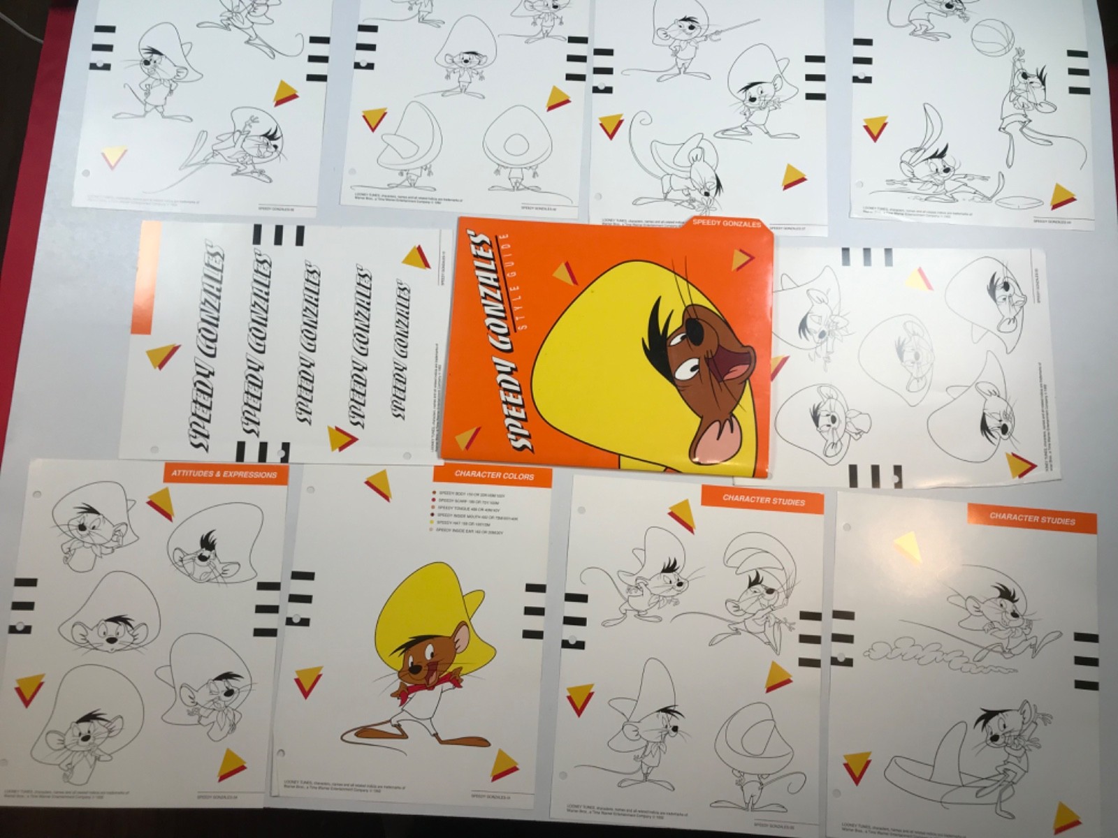 ANIMATION SPEEDY GONZALES STYLE GUIDES 1992 COMPLETE 10 PAGES + FOLDER