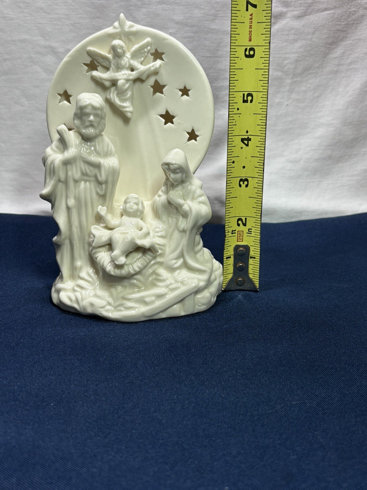 Lovely Nativity Scene Tea Light Candle Holder Figurine – As Is