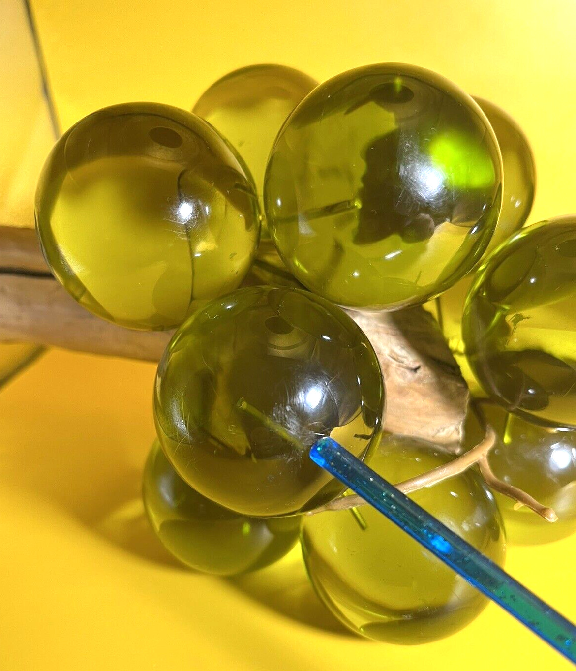 Lucite Acrylic Grapes Cluster Olive Green Driftwood Stem 11.75″ VTG MCM Decor