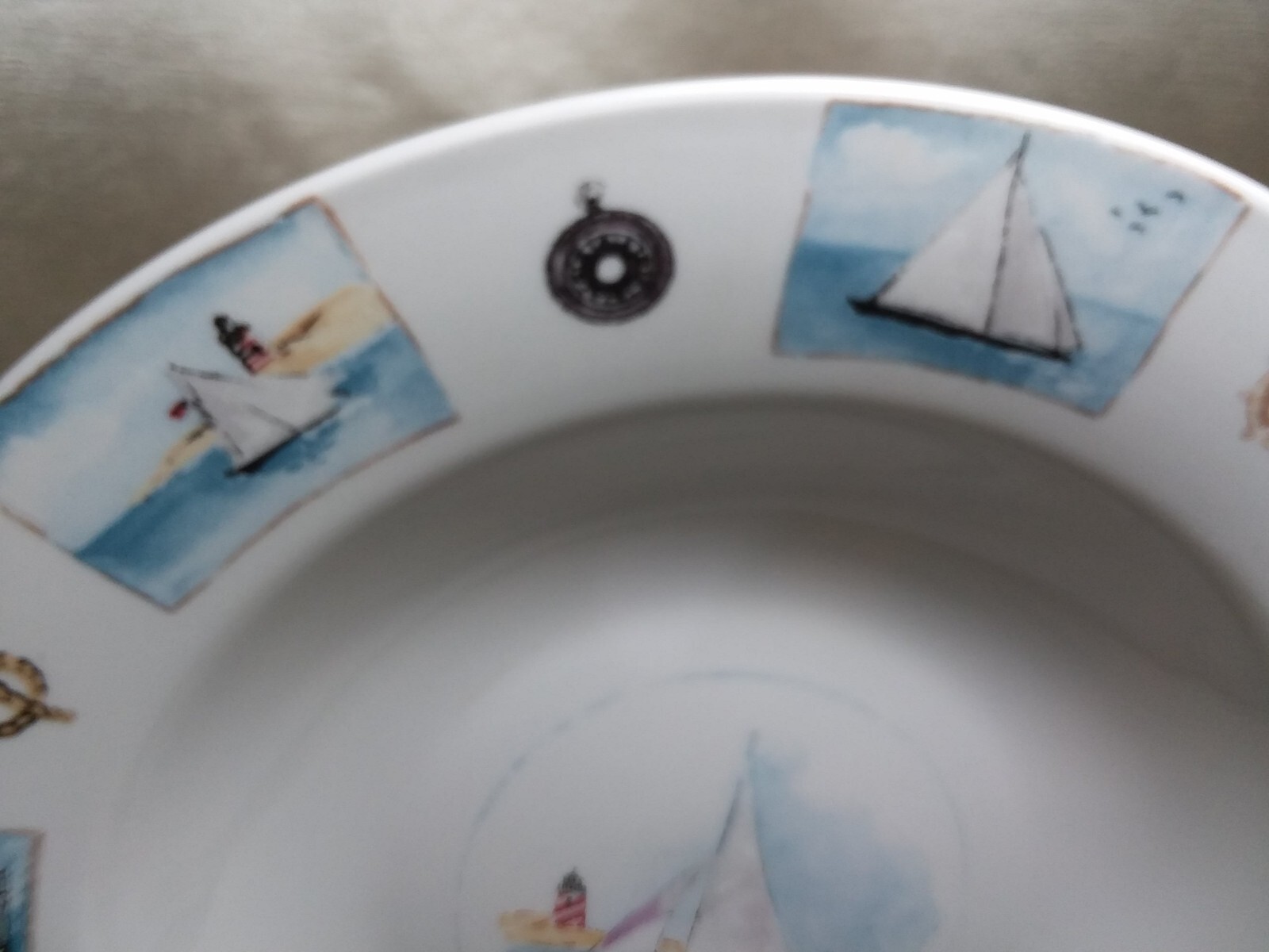 Gibson Everyday Sundancer Nautical 9in Soup Salad Bowls EUC