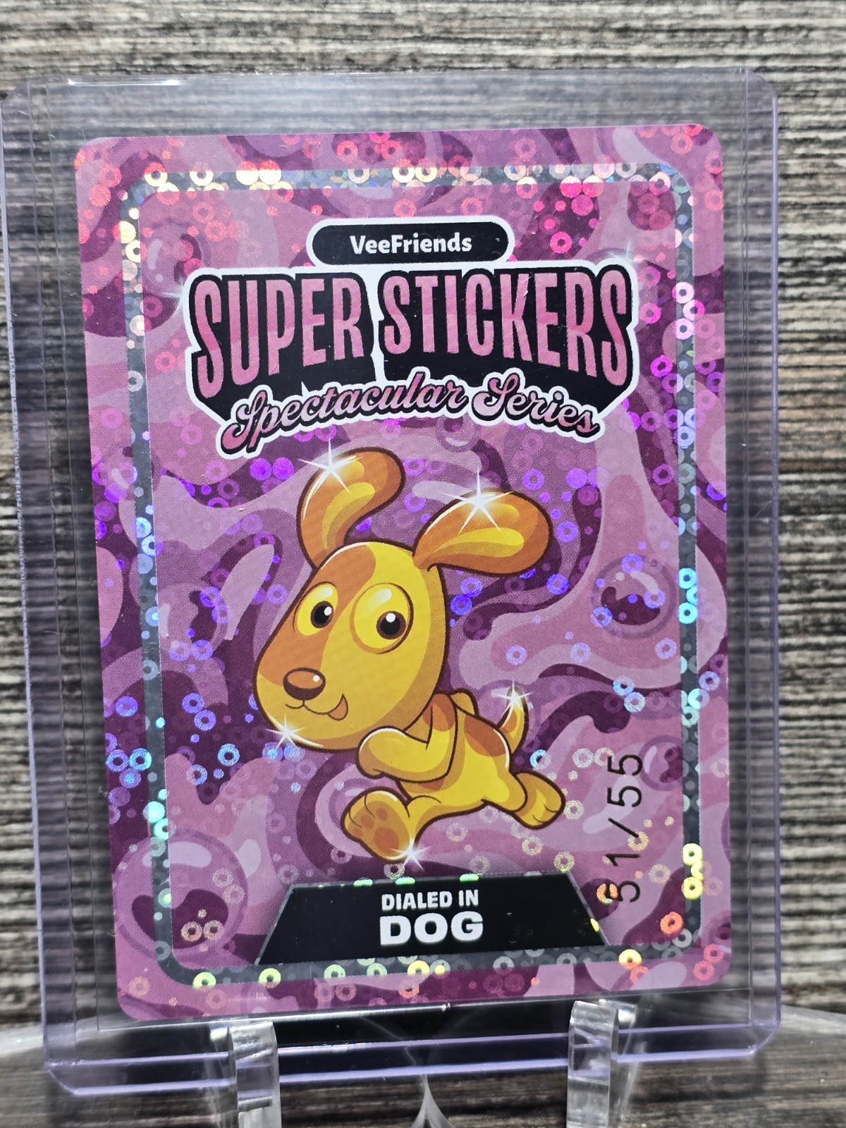 VeeFriends Spectacular Series Super Sticker Dialed in Dog /55 Gold on Bubble