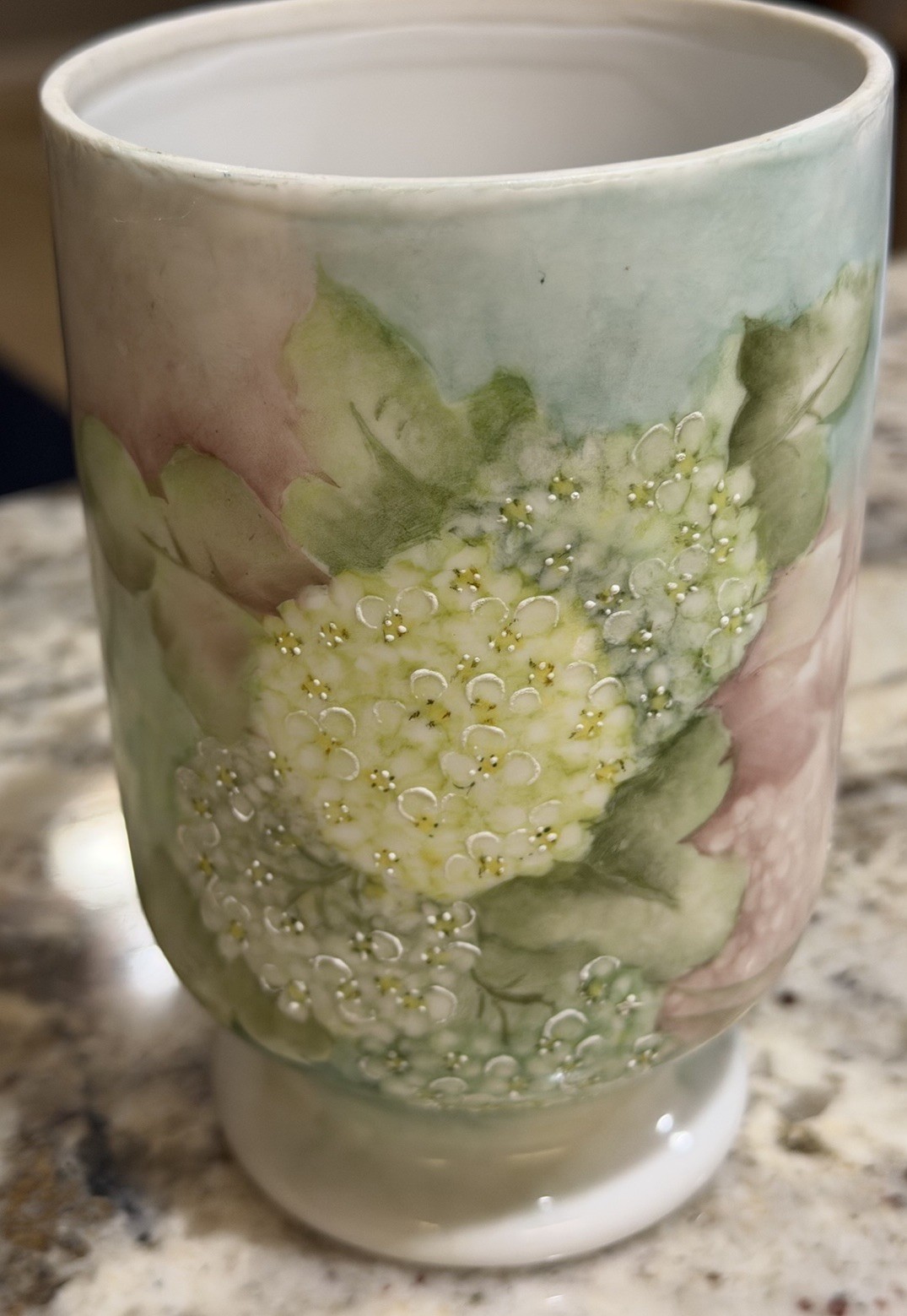 1965 Hand Painted Textured Pastel Hydrangeas Ceramic 5.75” Signed