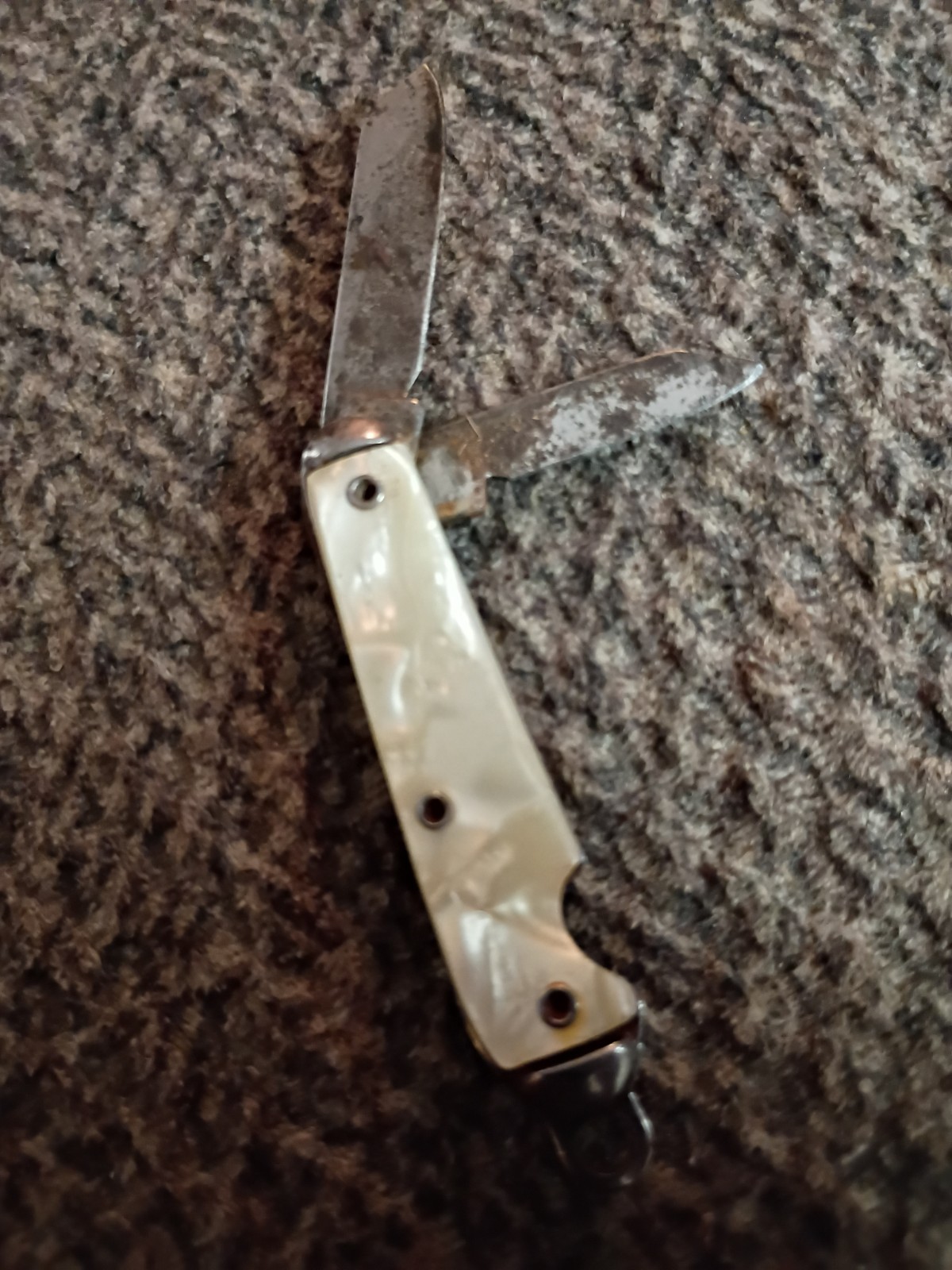 VTG Miniature Imperial Folding Pocket Knife Keychain MOP