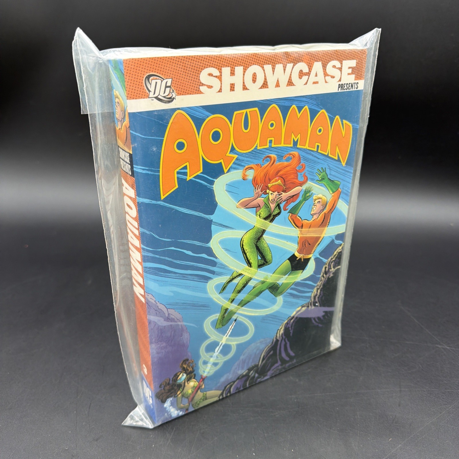 Showcase presents Aquaman Volume 3 DC Deluxe TPB RARE Black Manta Mera Atlantis