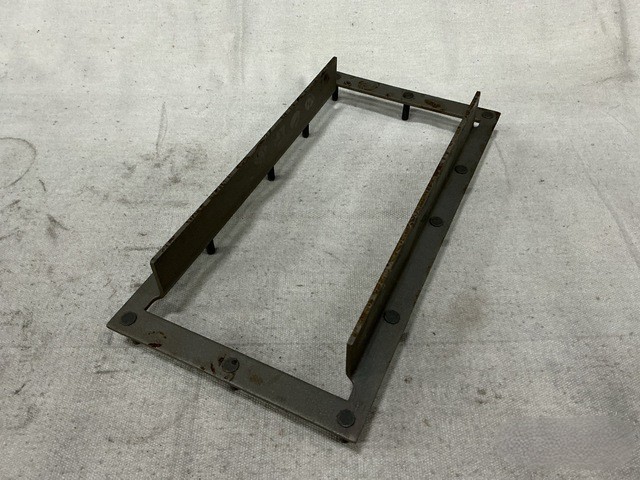 HMMWV TRUCK AM GENERAL 12460140 LOWER RETAINER FUEL TANK ASSY 5340-01-469-2979
