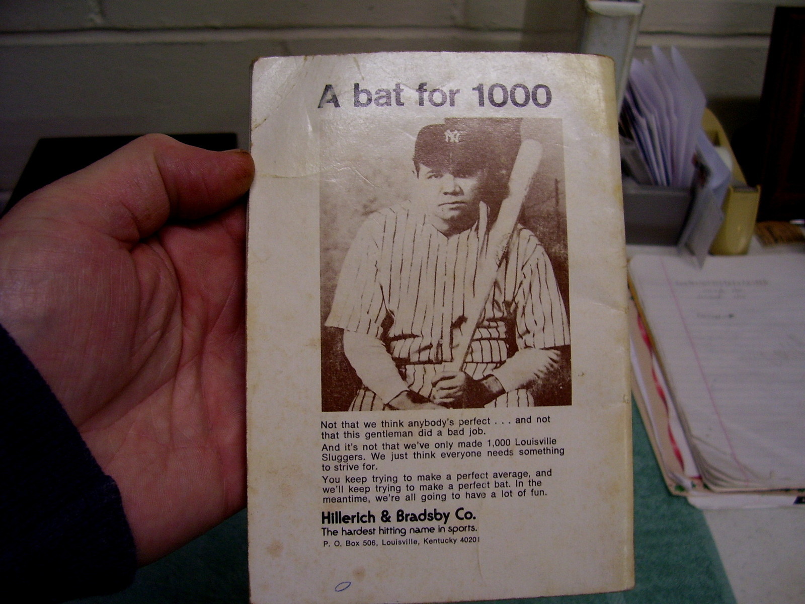 1974 OFFICIAL SOFTBALL RULES BOOKLET LOUISVILLE SLUGGER BABE RUTH ON BACK COVER