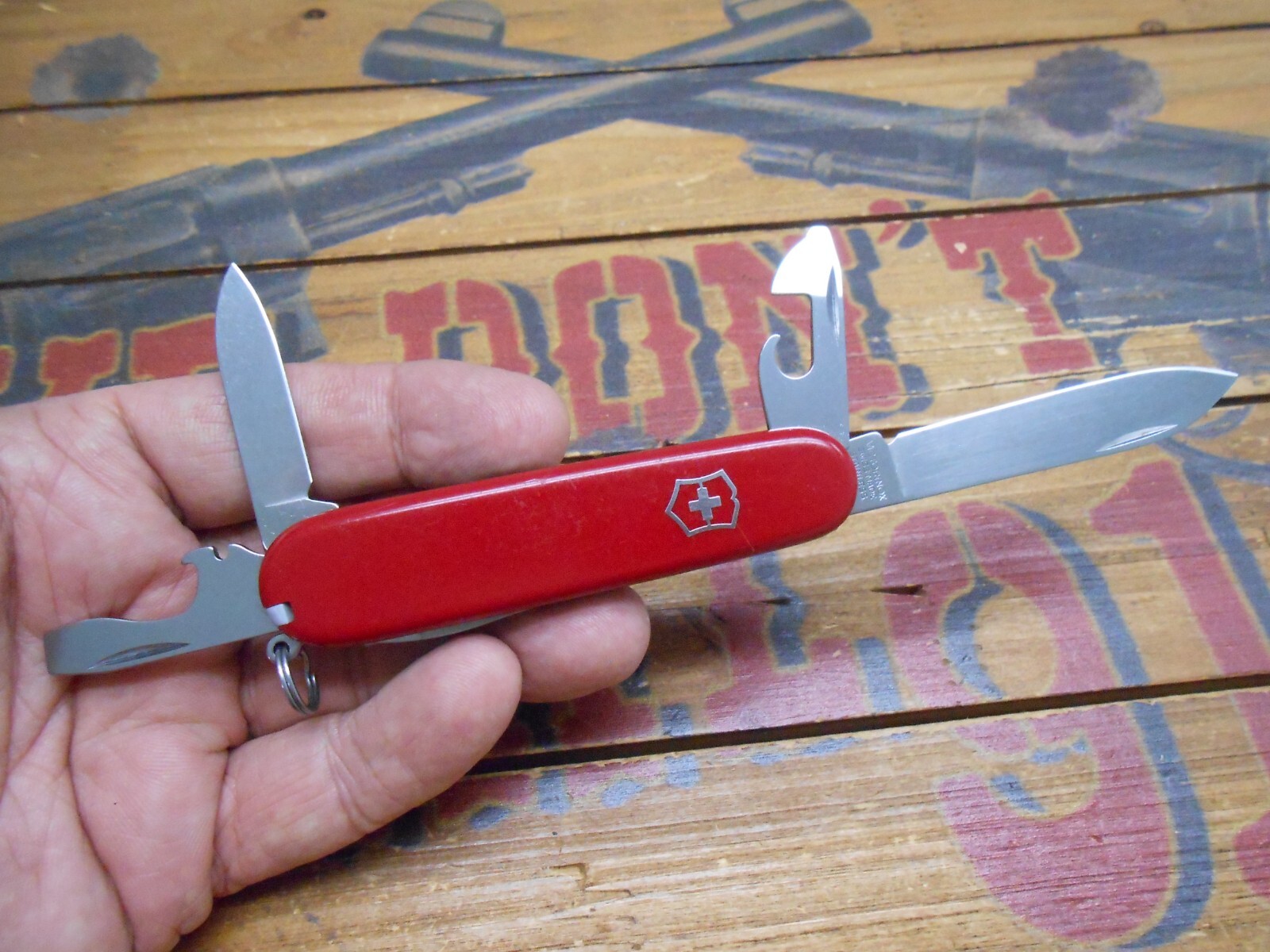 Victorinox Tinker Swiss Army Knife 91mm Red