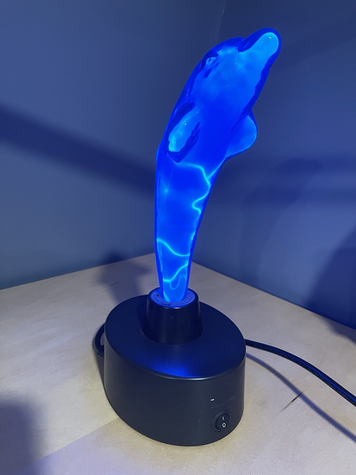 2000’s LumiSource Dolphin Plasma Lamp 🐬