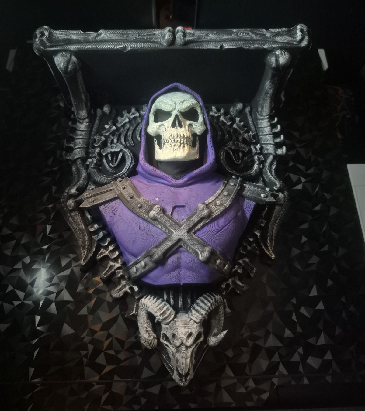 Skeletor Masters of the Universe 3D Print. Wall Mount Shelf Figure Hand Painted.