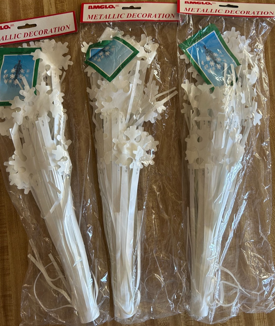 3 VTG 14″ White Snowflake Cascading Christmas Decorations Hanging /Tabletop NOS