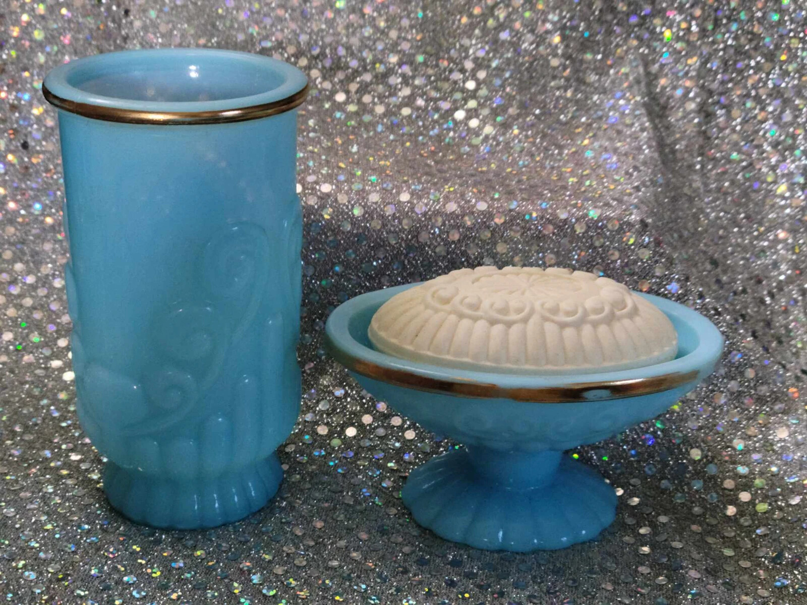 Avon BRISTOL BLUE Opaline Bathroom Set MOONWIND SOAP~LOVELY ~NIB~ NEXT DAY SHIP