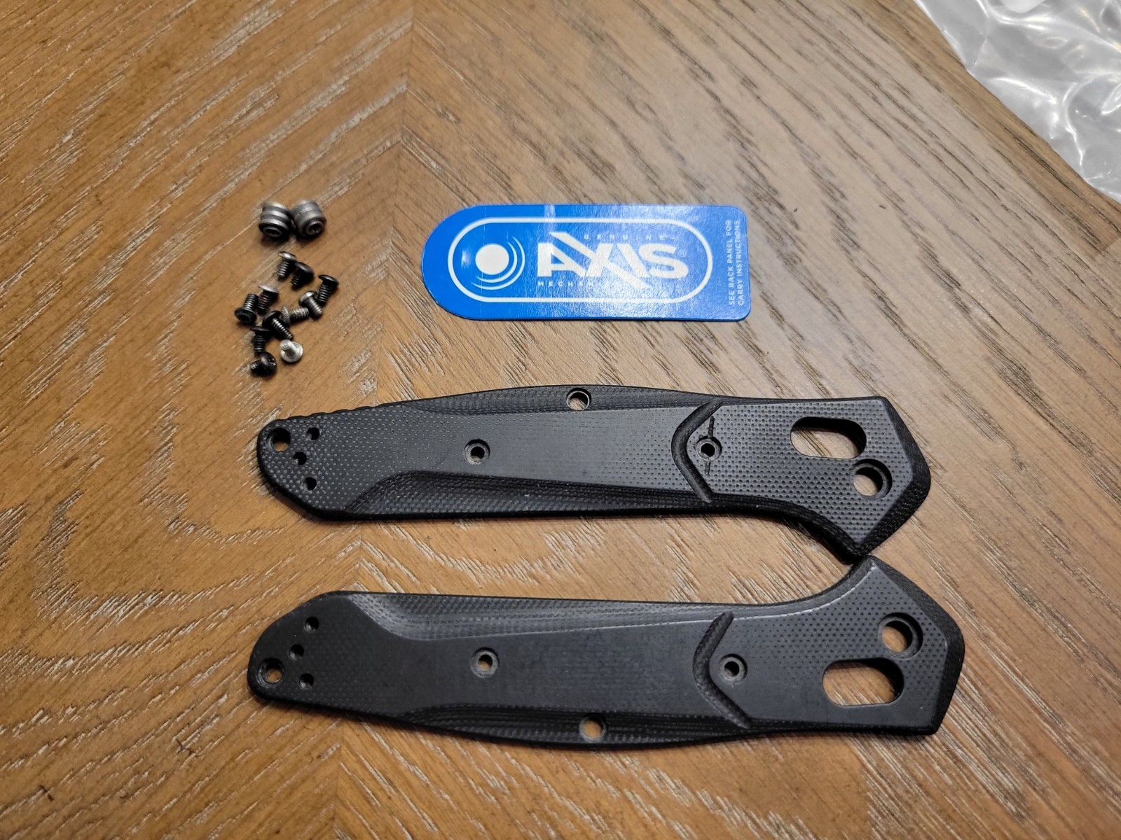 Authentic 940-2 Osborne Green Flytanium G10 CPM-S30V Knife